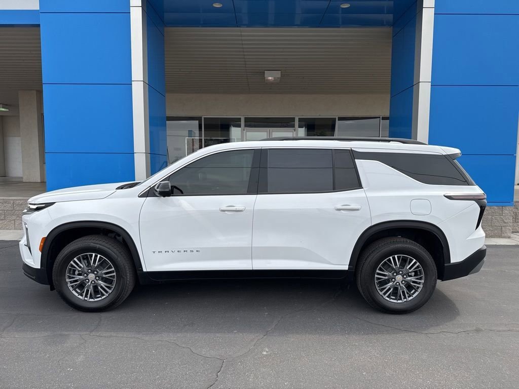 New 2026 Chevrolet Traverse LT w/ Driver Confidence Package FWD image 11