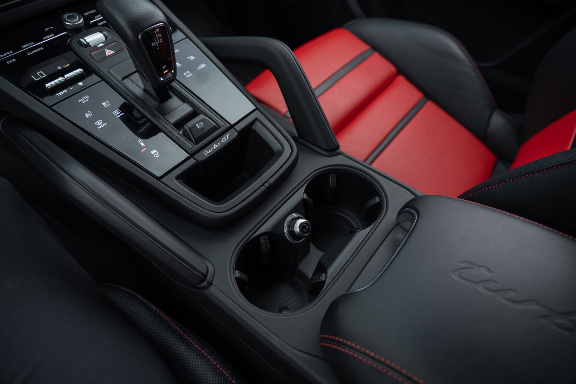 Used 2023 Porsche Cayenne Turbo GT image 59