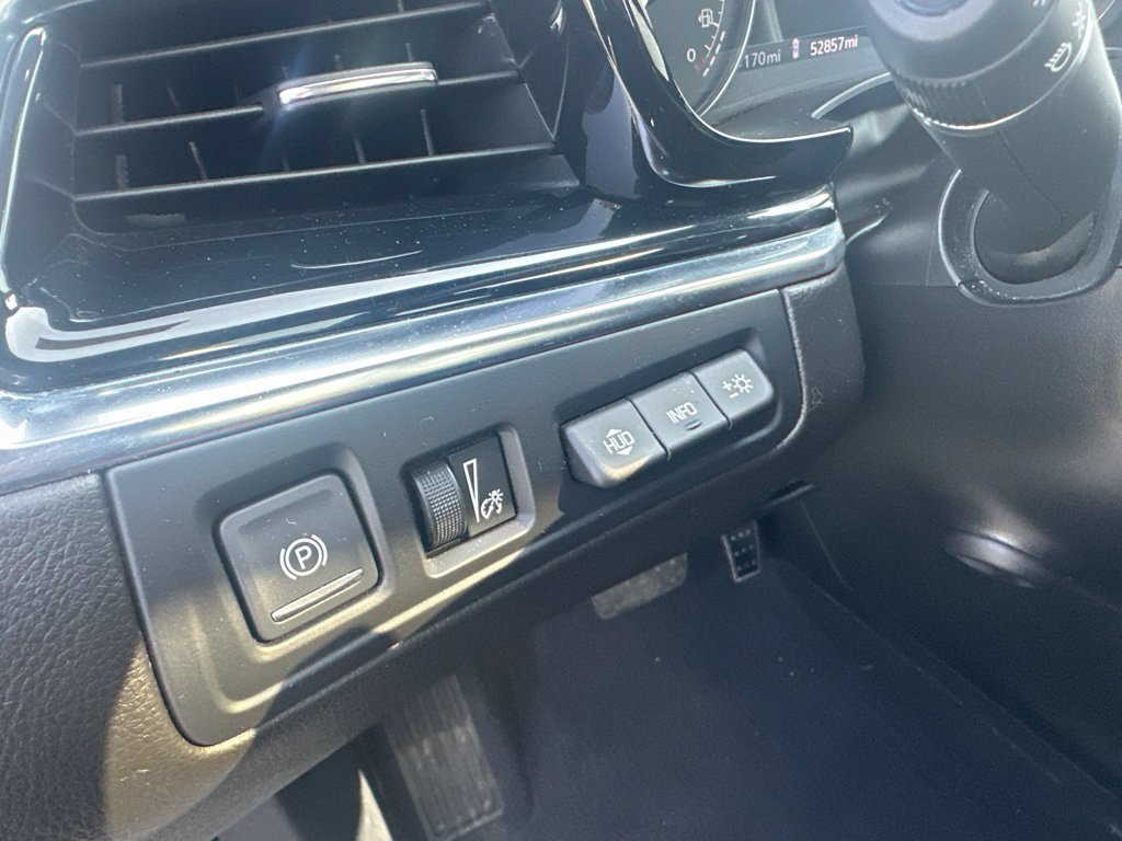 Used 2022 Cadillac XT6 Premium Luxury w/ Technology Package FWD image 27