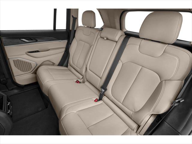Certified 2024 Jeep Grand Cherokee Limited AWD/4WD image 42