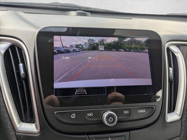 Used 2025 Chevrolet Malibu LT FWD image 13