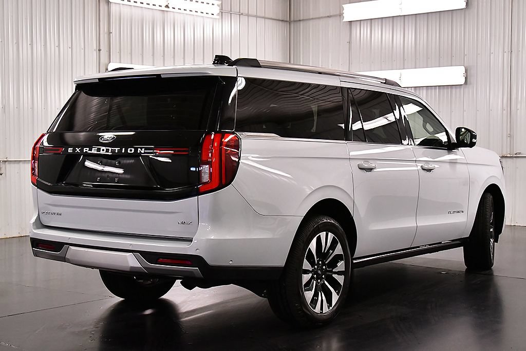 Used 2025 Ford Expedition Max Platinum w/ Driver's Package AWD/4WD image 7