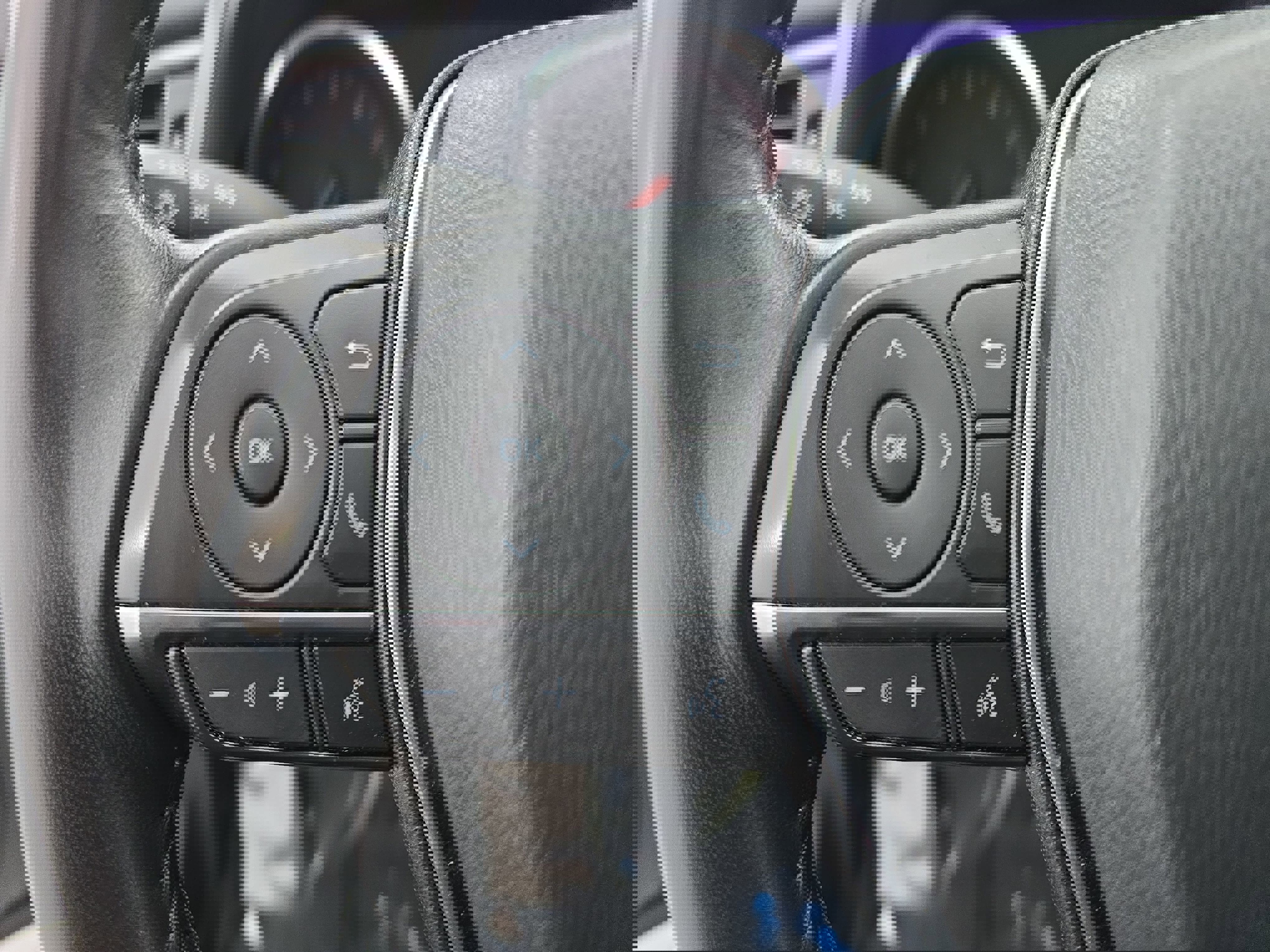 Used 2020 Toyota Camry XSE image 16