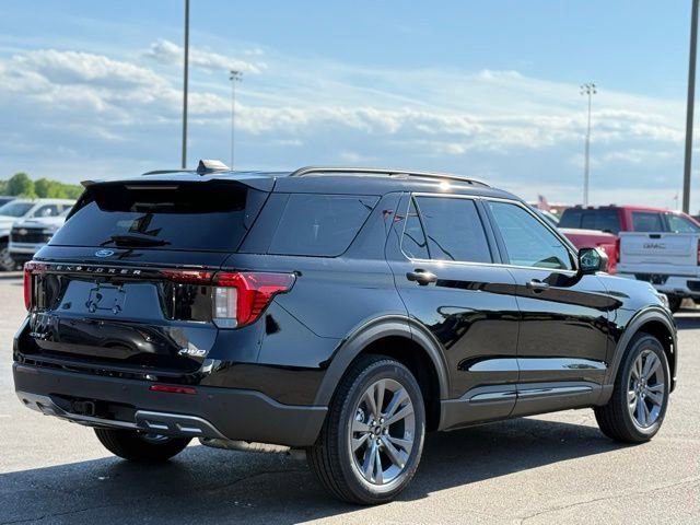 New 2026 Ford Explorer Active w/ Active Comfort Package AWD/4WD image 42