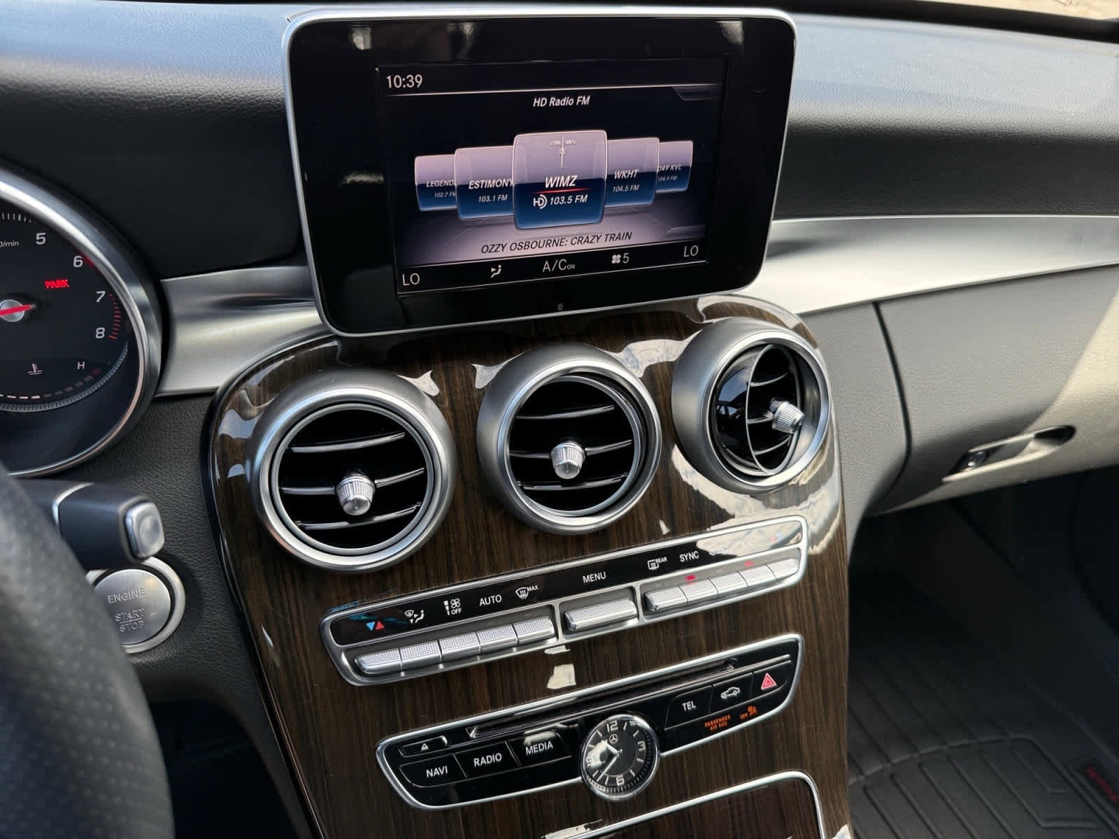 Used 2018 Mercedes-Benz C 300 Sedan image 18