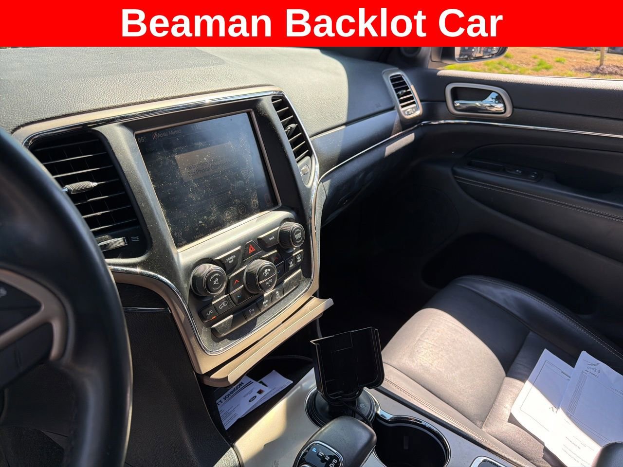 Used 2015 Jeep Grand Cherokee Limited w/ Trailer Tow Group IV image 9