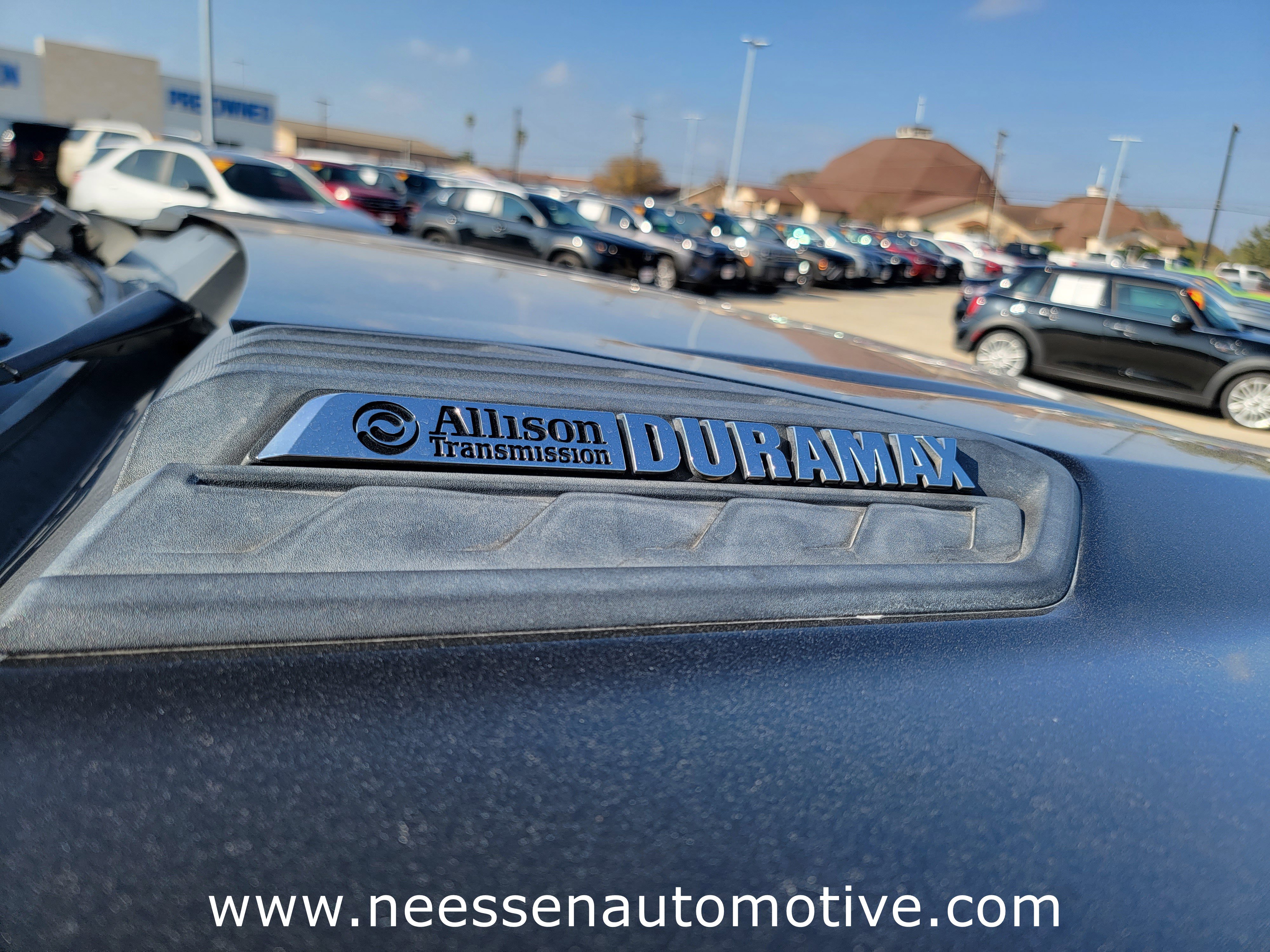 Used 2021 Chevrolet Silverado 2500 LTZ w/ Carhartt Edition image 12