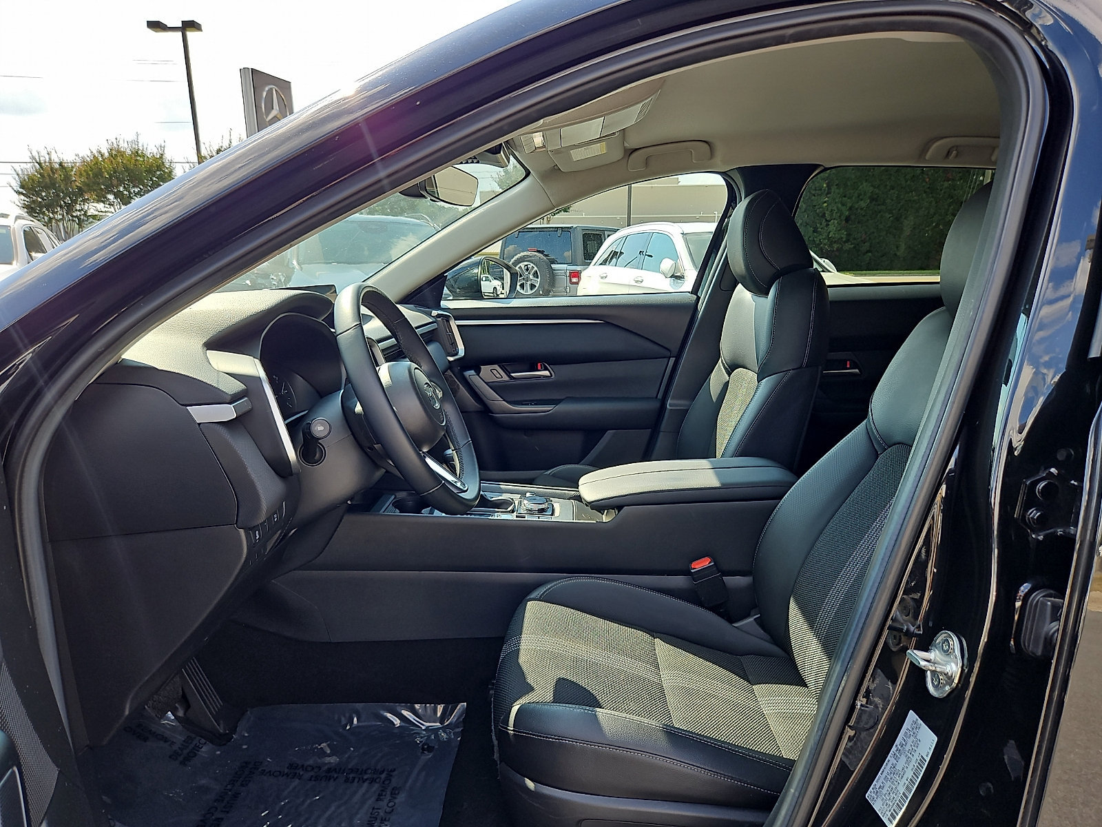 Used 2025 MAZDA CX-50 AWD 2.5 S w/ Preferred Package image 13