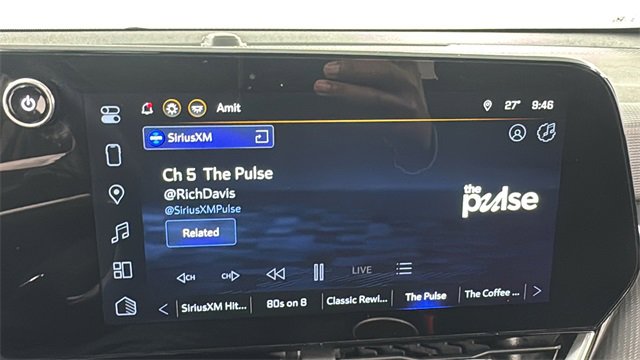 Used 2025 Chevrolet Equinox LT image 24