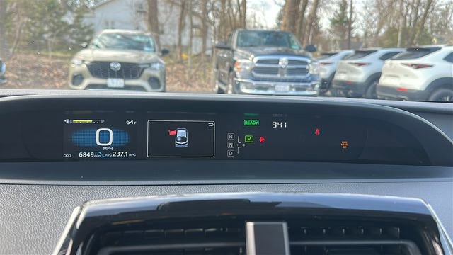 Used 2022 Toyota Prius Prime LE image 10