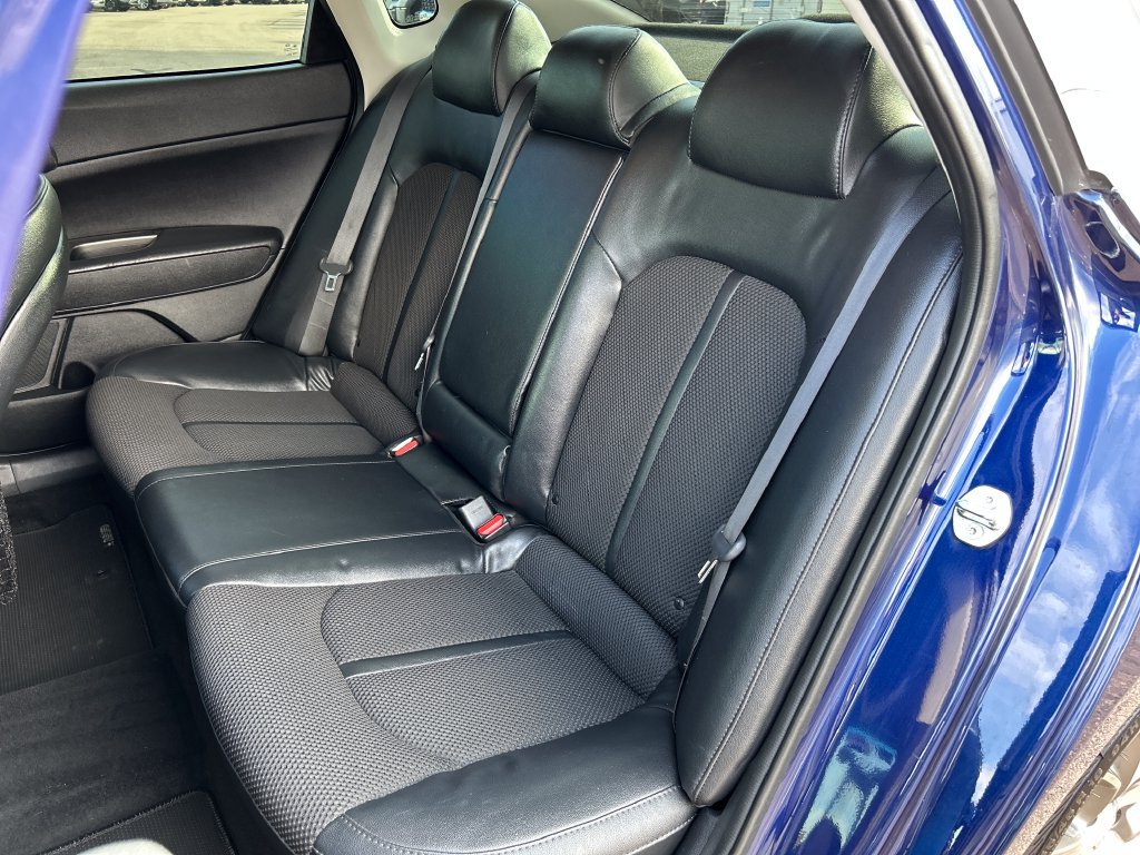 Used 2020 Kia Optima S FWD image 18