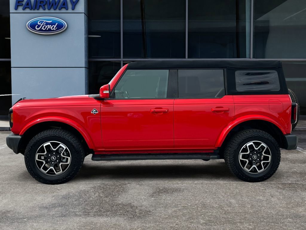 Used 2023 Ford Bronco Outer Banks image 7