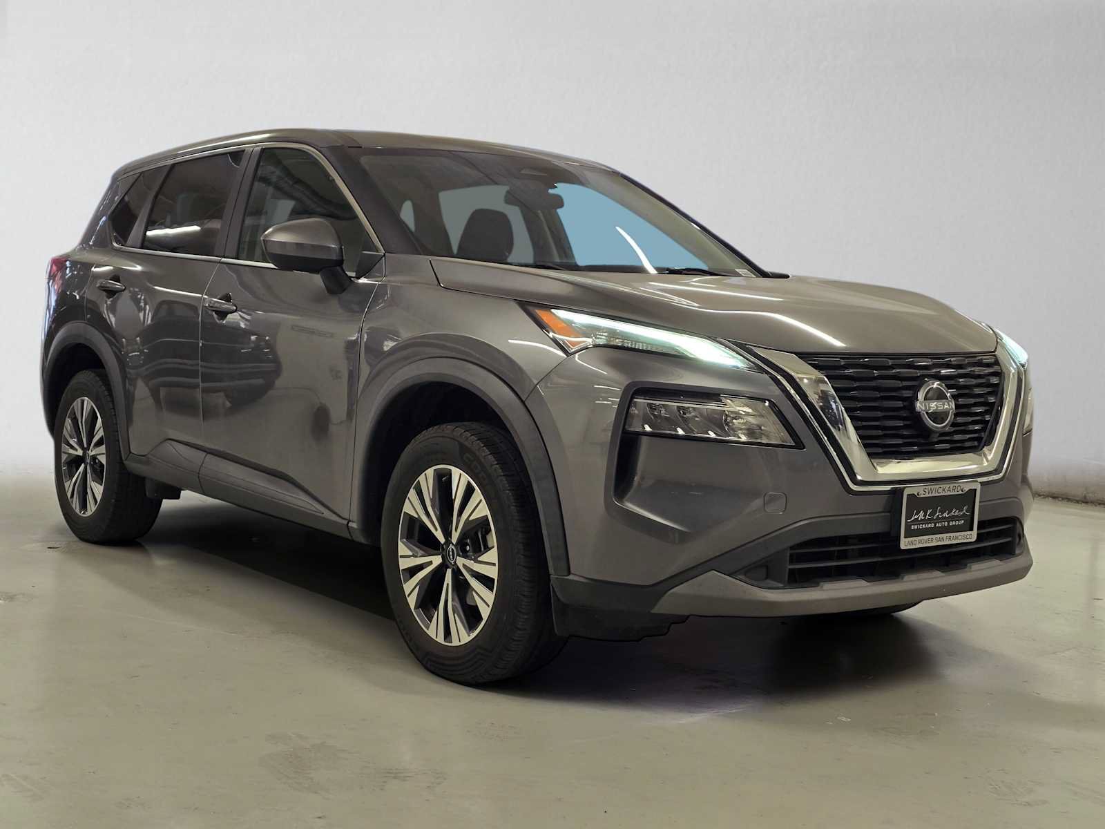 Used 2023 Nissan Rogue SV FWD image 7