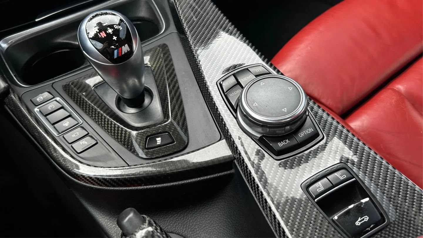 Used 2016 BMW M4 Convertible RWD image 35