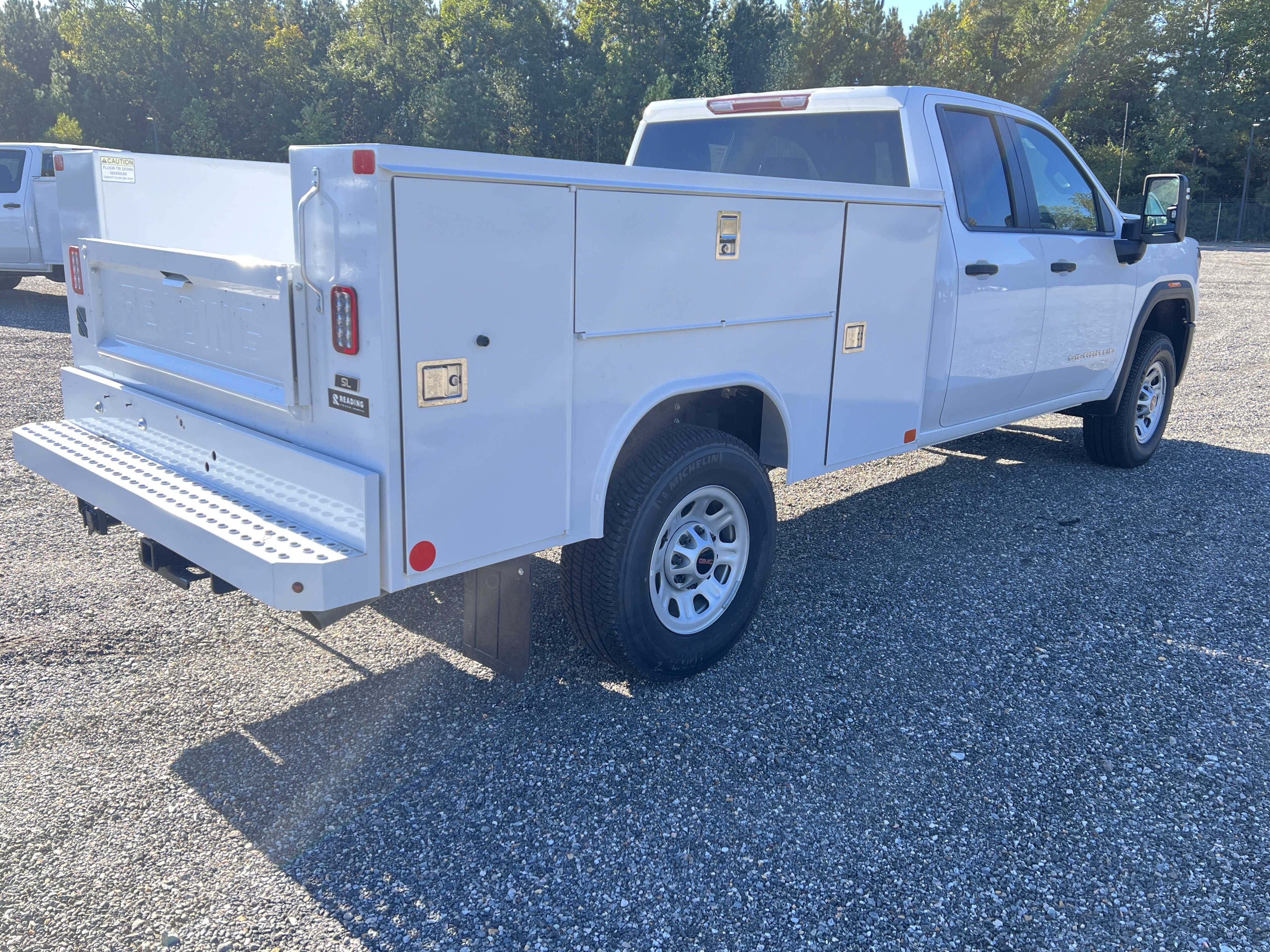 New 2025 GMC Sierra 3500 Pro w/ Convenience Package image 9