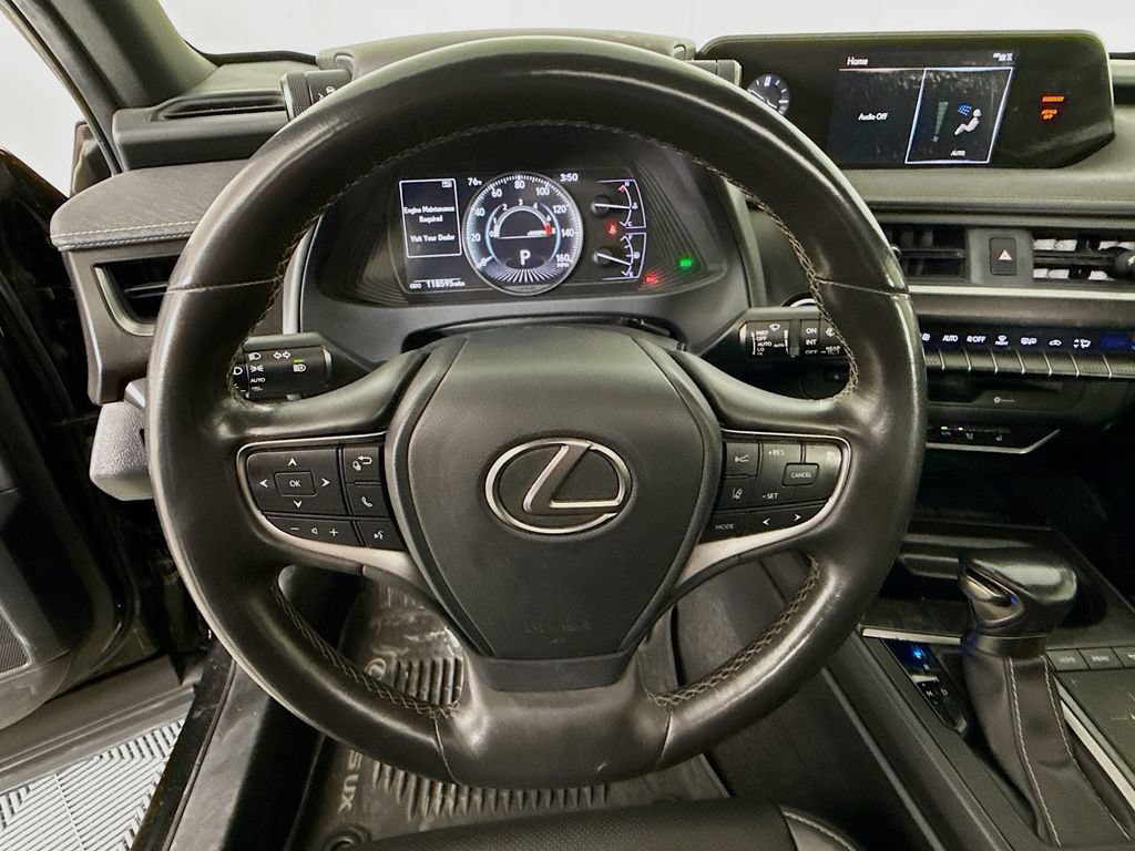 Used 2020 Lexus UX 200 w/ Premium Package FWD image 11