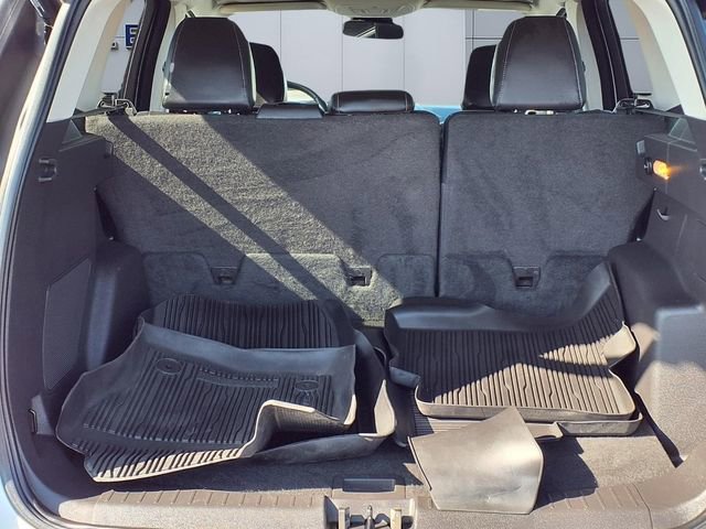 Certified 2019 Ford Escape Titanium AWD/4WD image 4
