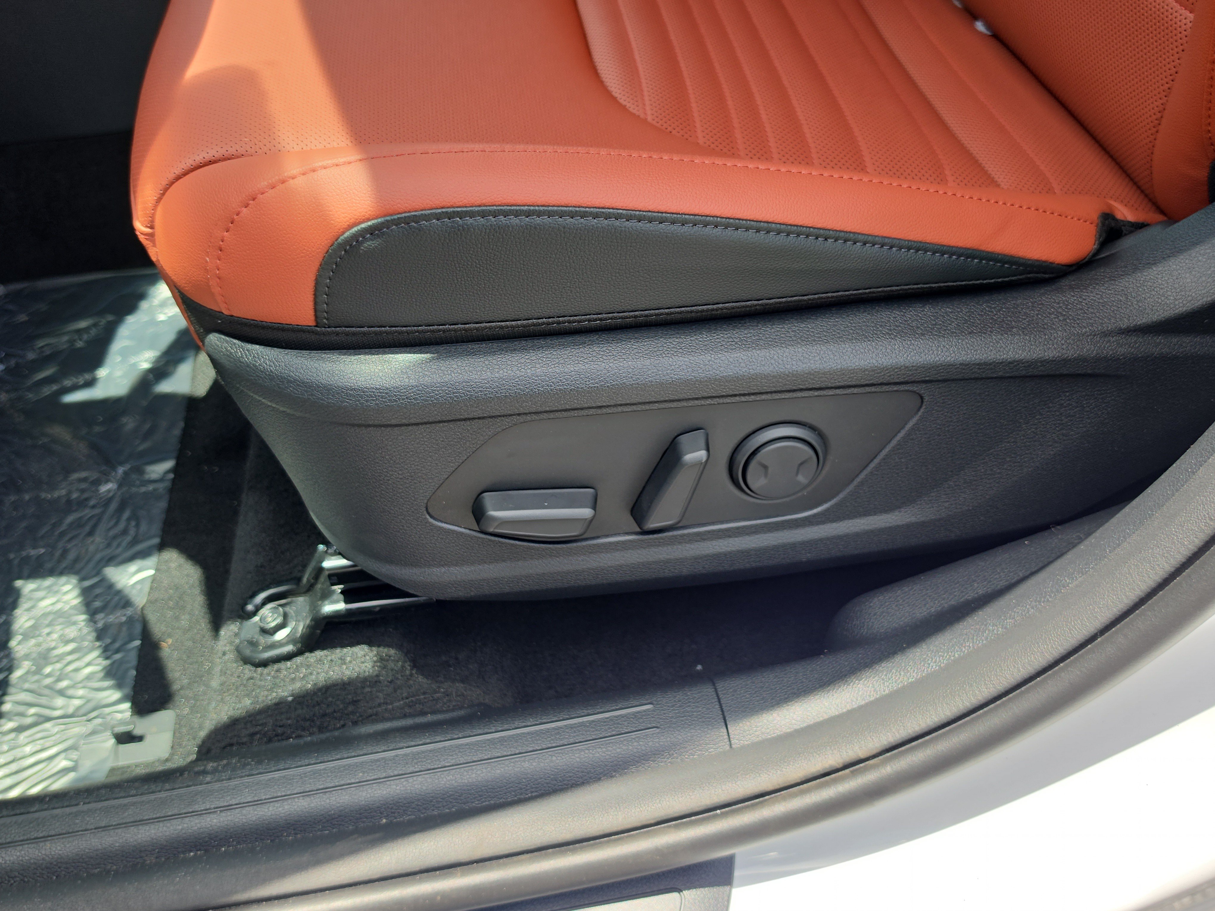 New 2026 Kia Sportage SX FWD image 21