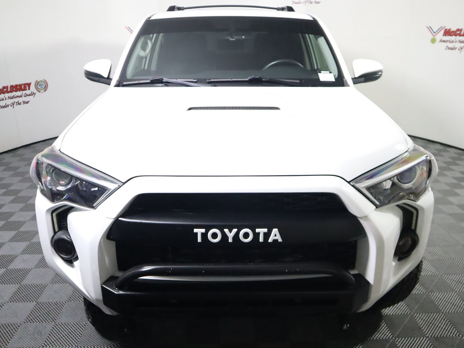 Used 2019 Toyota 4Runner TRD Off-Road Premium AWD/4WD image 15