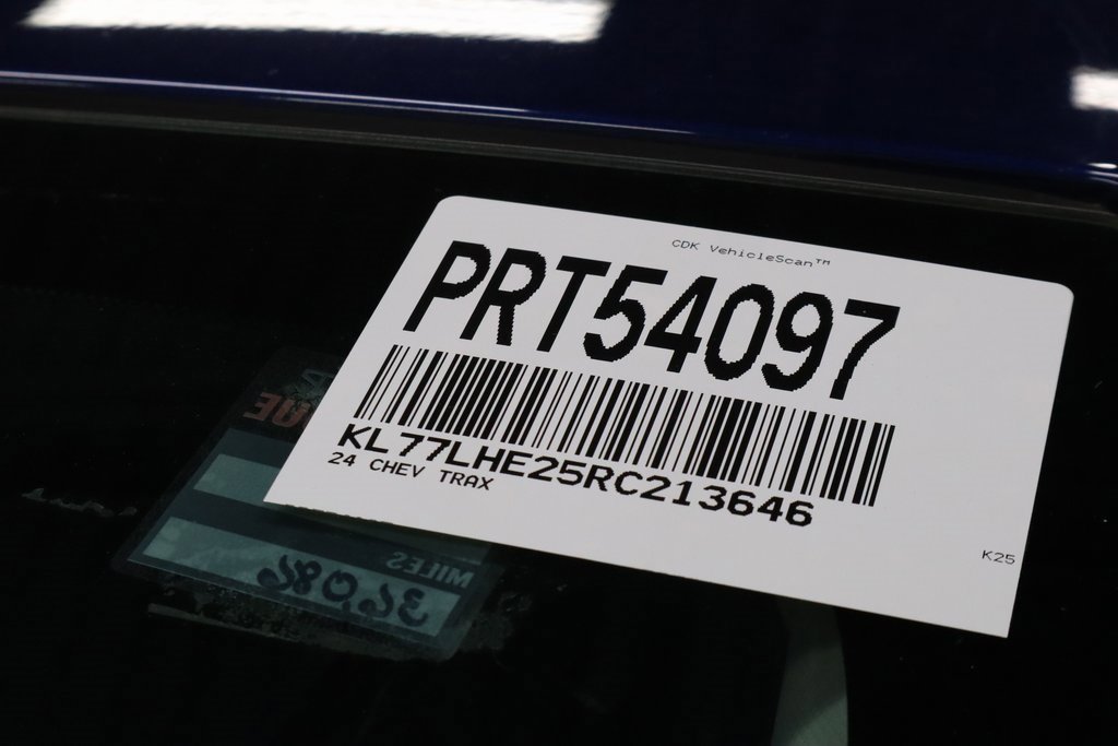 Used 2024 Chevrolet Trax LT image 34