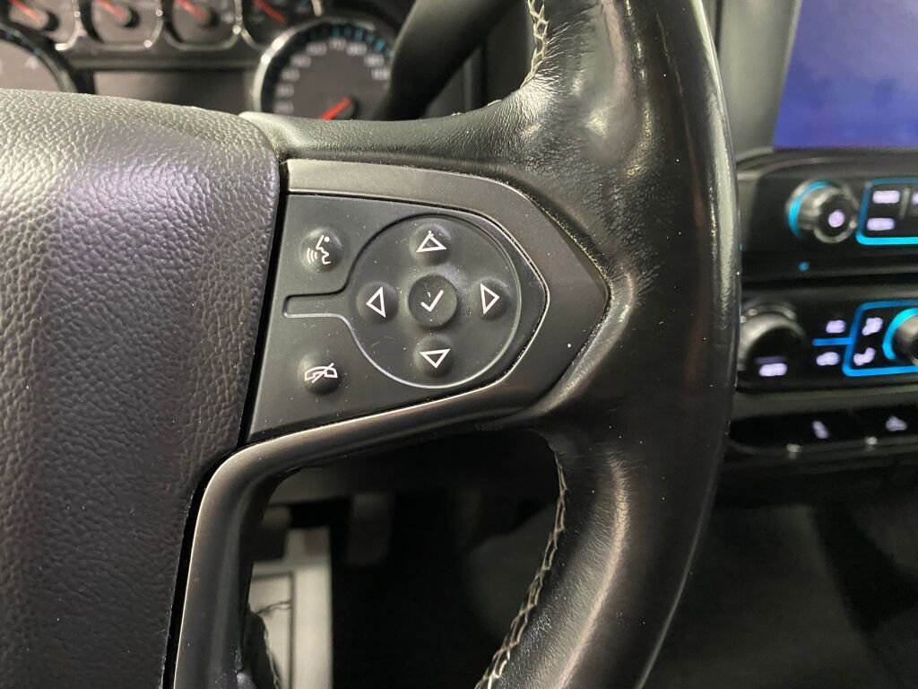 Used 2019 Chevrolet Silverado 1500 LT w/ All Star Edition image 11