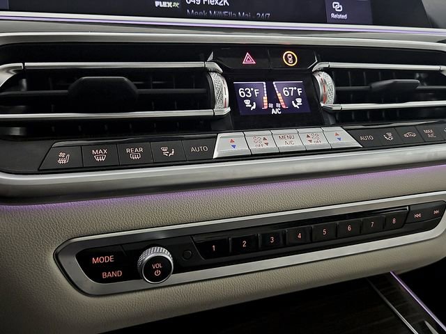 Used 2021 BMW X5 M50i w/ Premium Package image 17