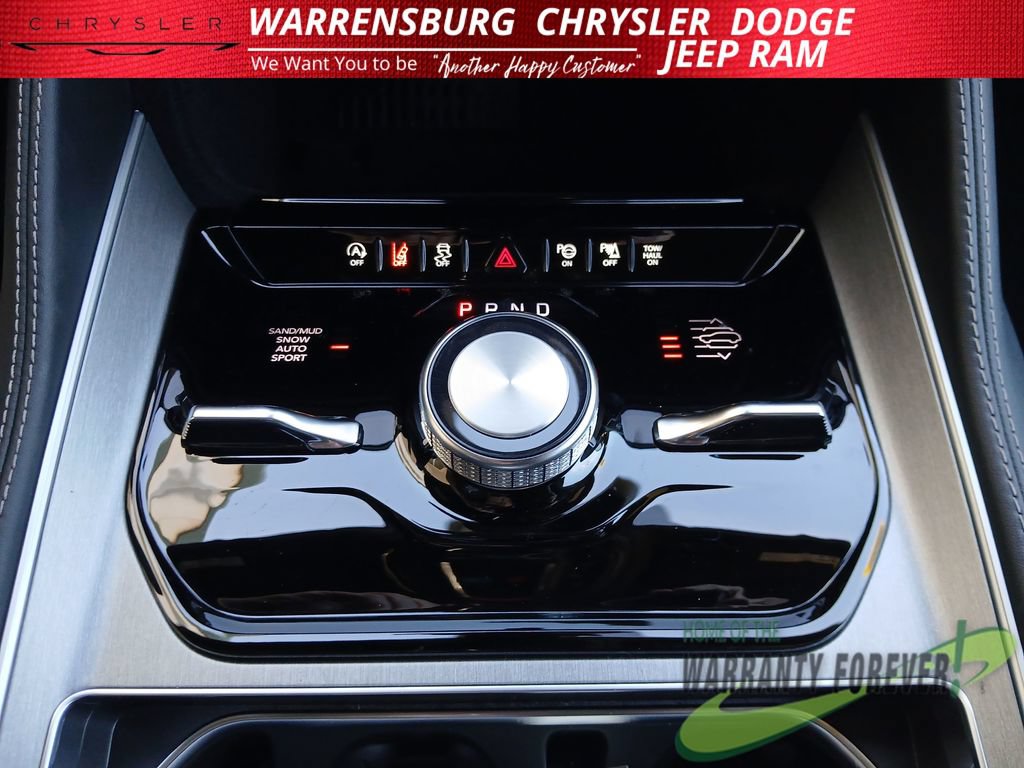 New 2026 Jeep Grand Wagoneer Limited w/ Convenience Group I AWD/4WD image 28