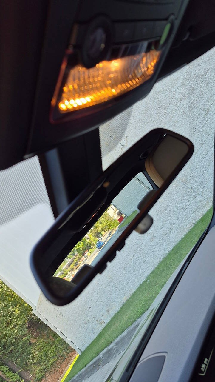 Used 2013 BMW 550i xDrive Sedan AWD/4WD image 56