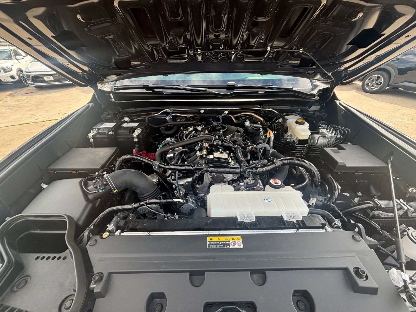 Used 2025 Toyota Tacoma TRD Off-Road image 30