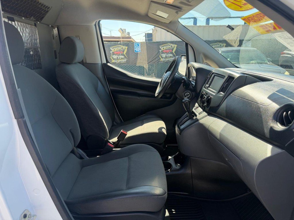 Used 2021 Nissan NV200 S FWD image 30