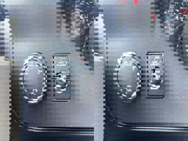 New 2026 GMC Savana 3500 w/ Power Convenience Package RWD image 18