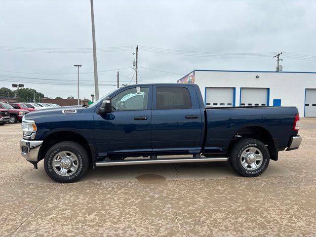 Used 2024 RAM 2500 Tradesman w/ Chrome Appearance Group AWD/4WD image 2