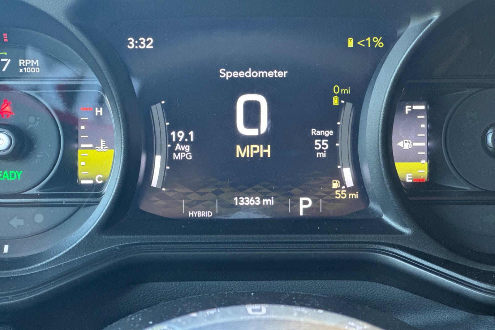 Used 2025 Jeep Wrangler Unlimited Sahara AWD/4WD image 25