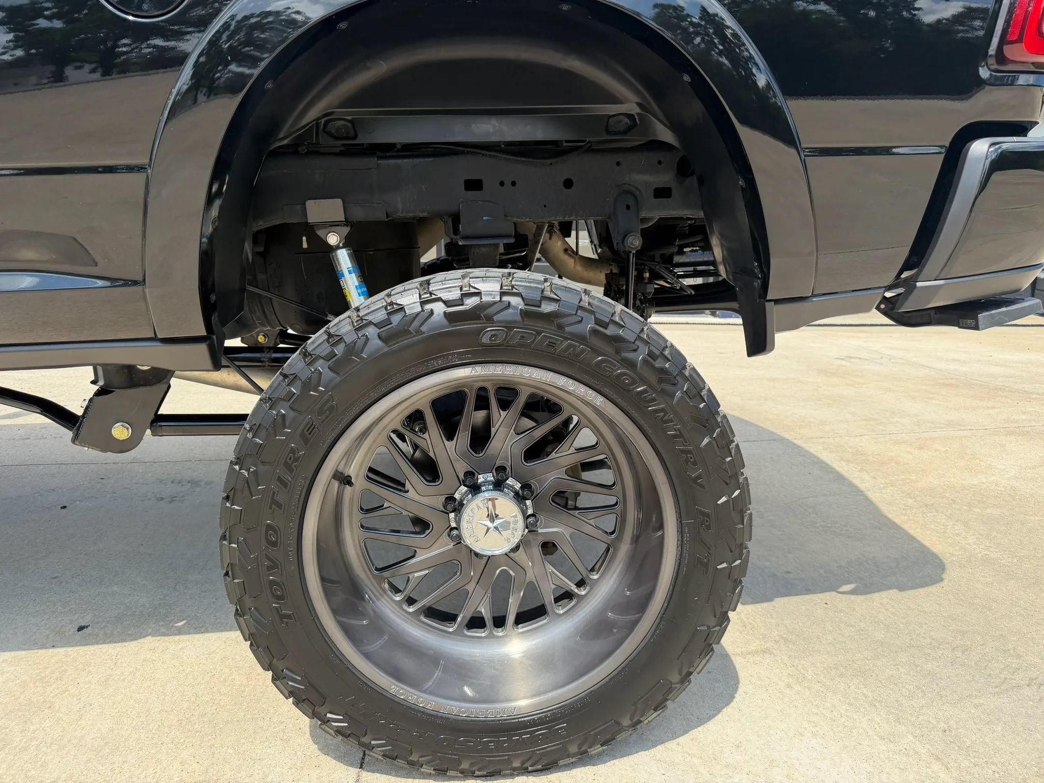 Used 2020 RAM 2500 Limited AWD/4WD image 78
