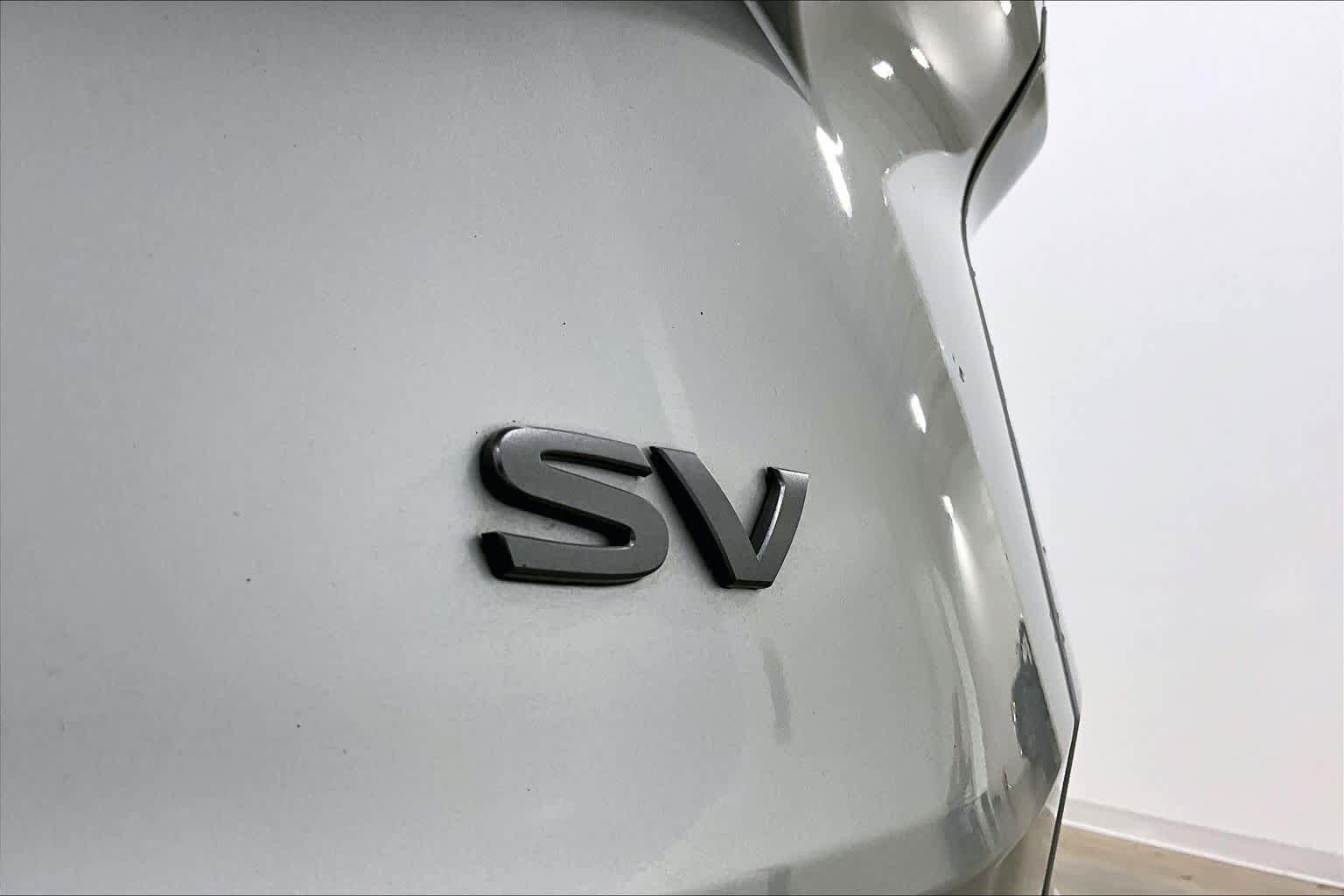 Used 2024 Nissan Rogue SV FWD image 10