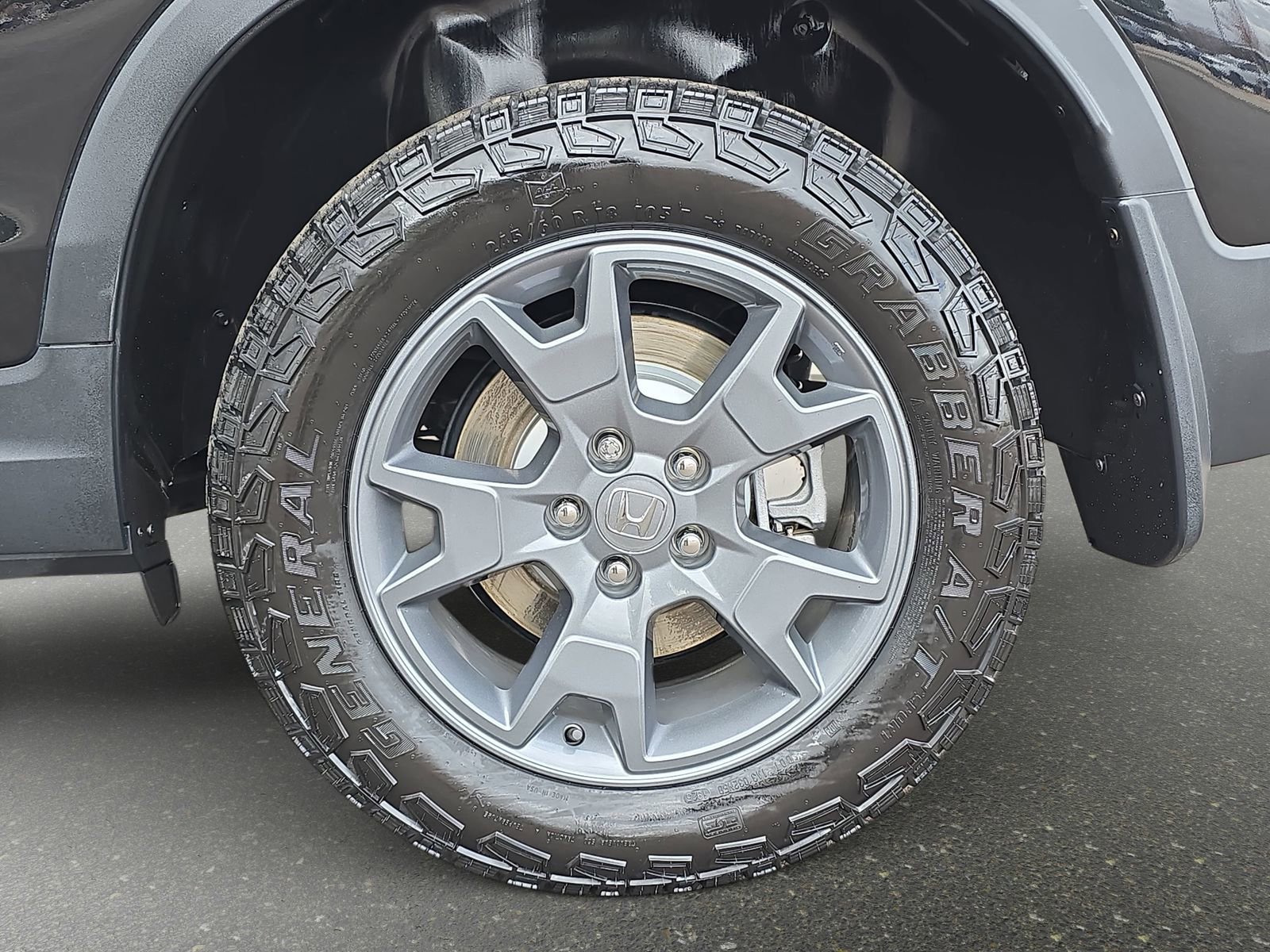 Used 2025 Honda Passport TrailSport image 33