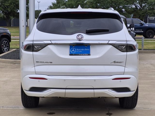 Used 2023 Buick Enclave Avenir w/ Avenir Technology Package FWD image 5