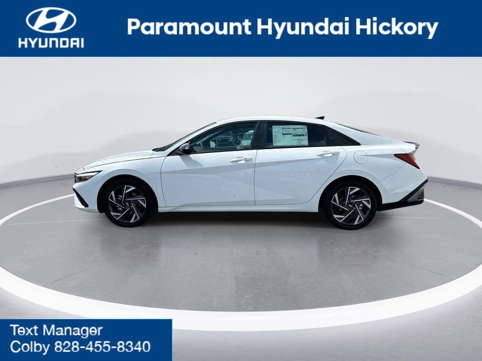 New 2025 Hyundai Elantra SEL FWD image 5