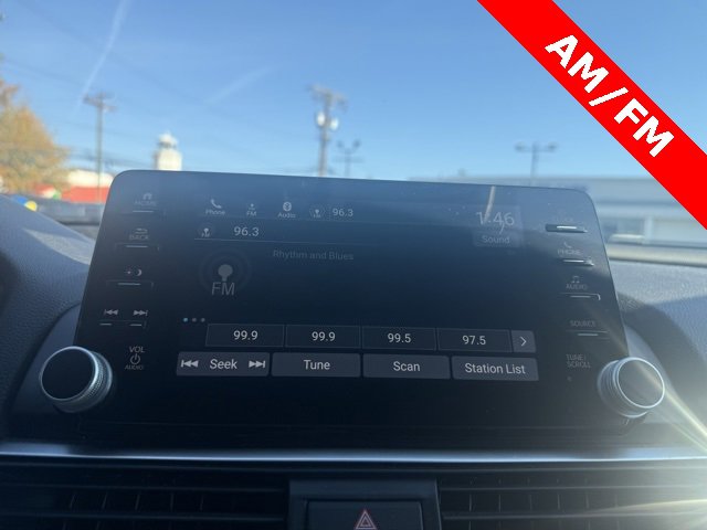 Used 2022 Honda Accord Sport image 9