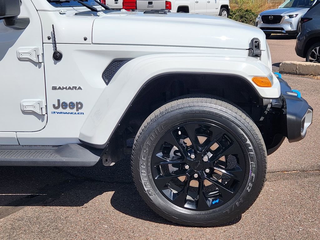 Used 2023 Jeep Wrangler Unlimited Sahara w/ Cold Weather Group image 29