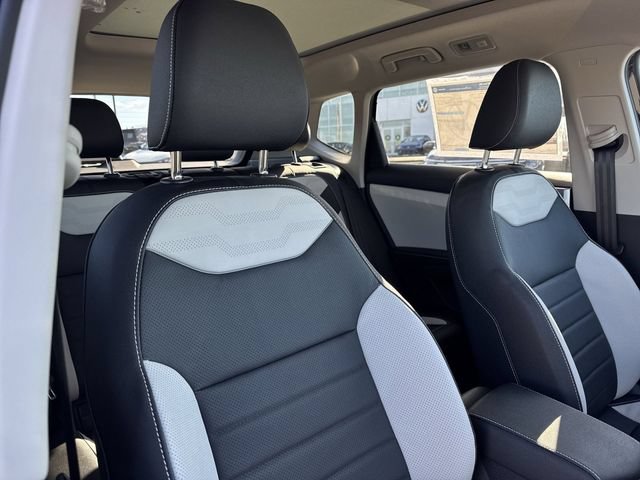 New 2026 Volkswagen Taos SEL AWD/4WD image 25