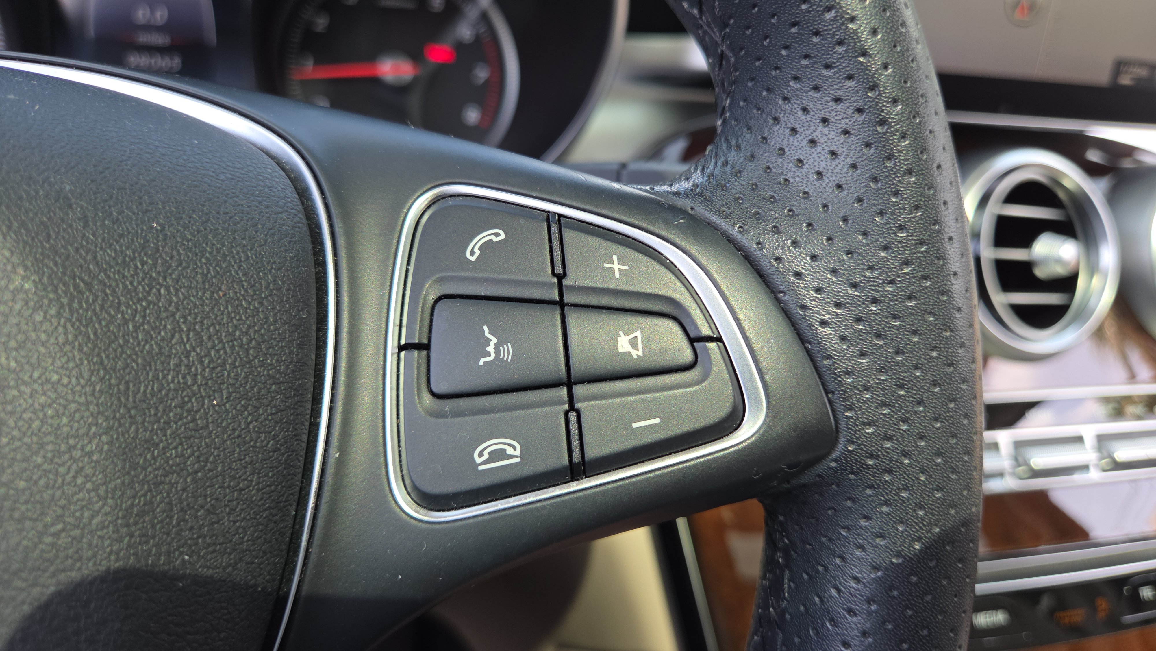 Used 2017 Mercedes-Benz GLC 300 image 23
