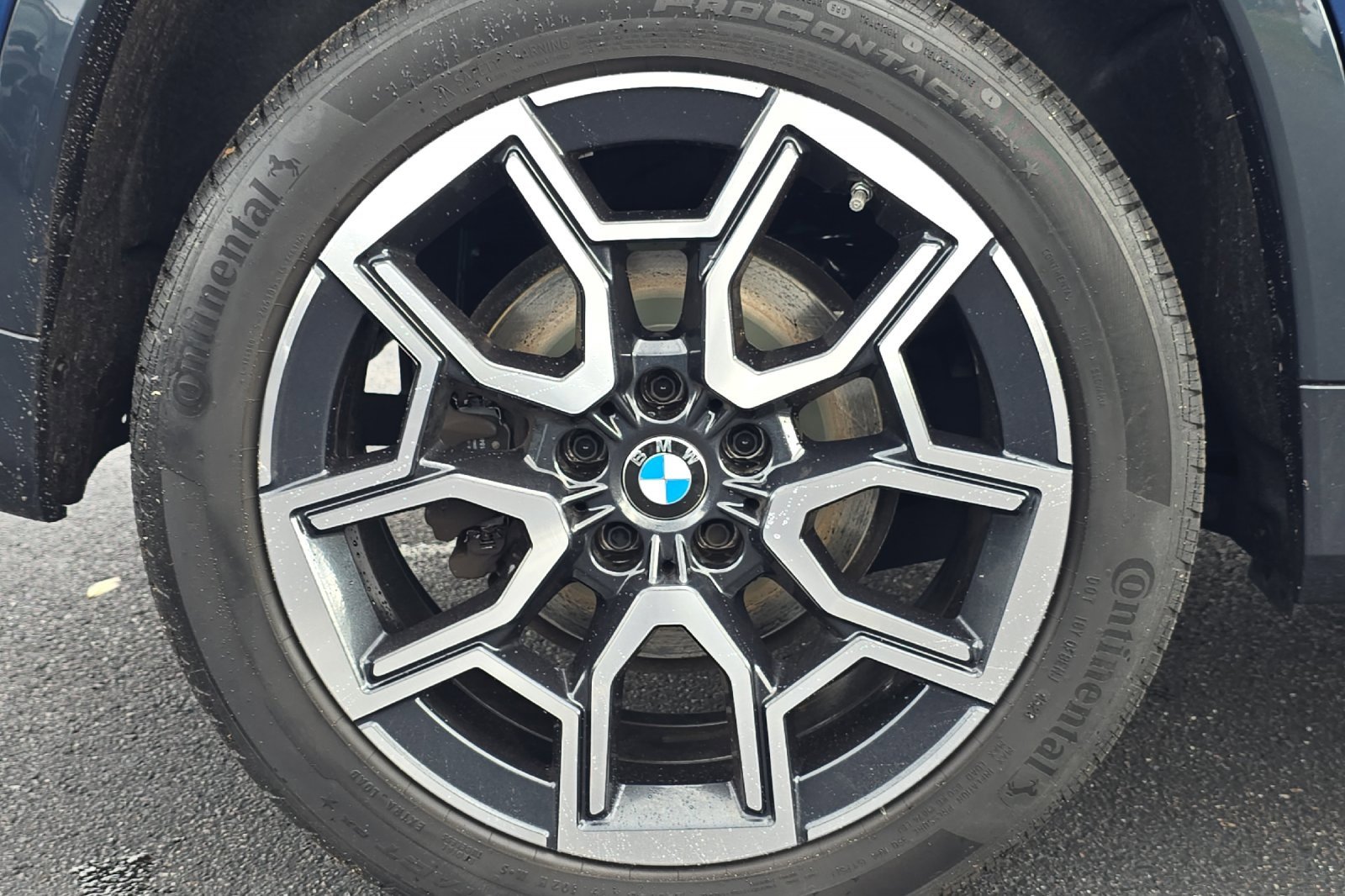 Used 2024 BMW X1 xDrive28i w/ Premium Package image 26