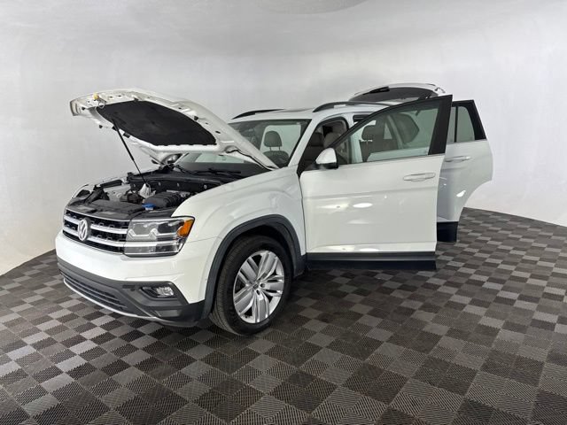 Used 2020 Volkswagen Atlas SE w/ Panoramic Sunroof Package FWD image 12