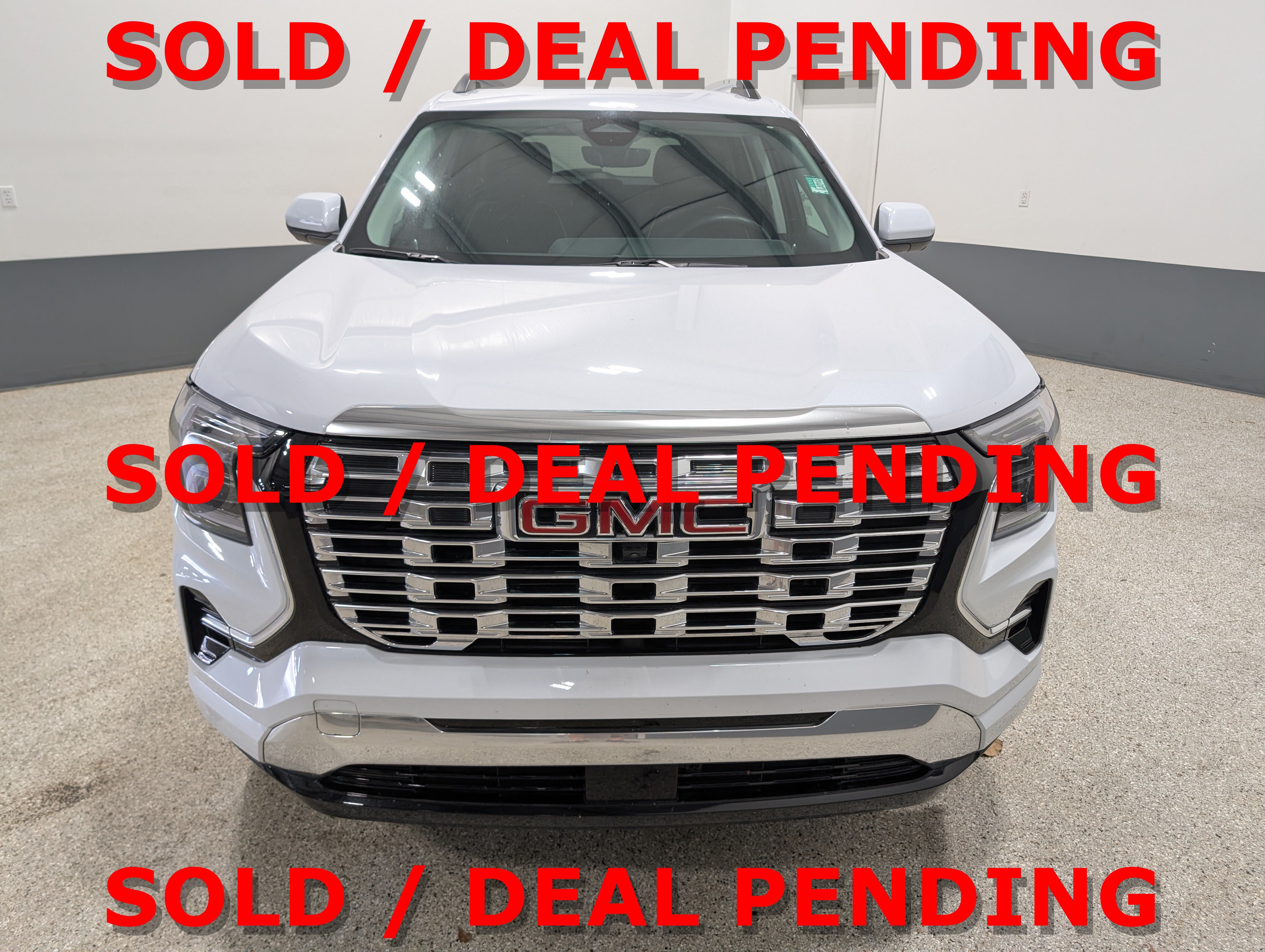 Used 2026 GMC Terrain Denali AWD/4WD image 8