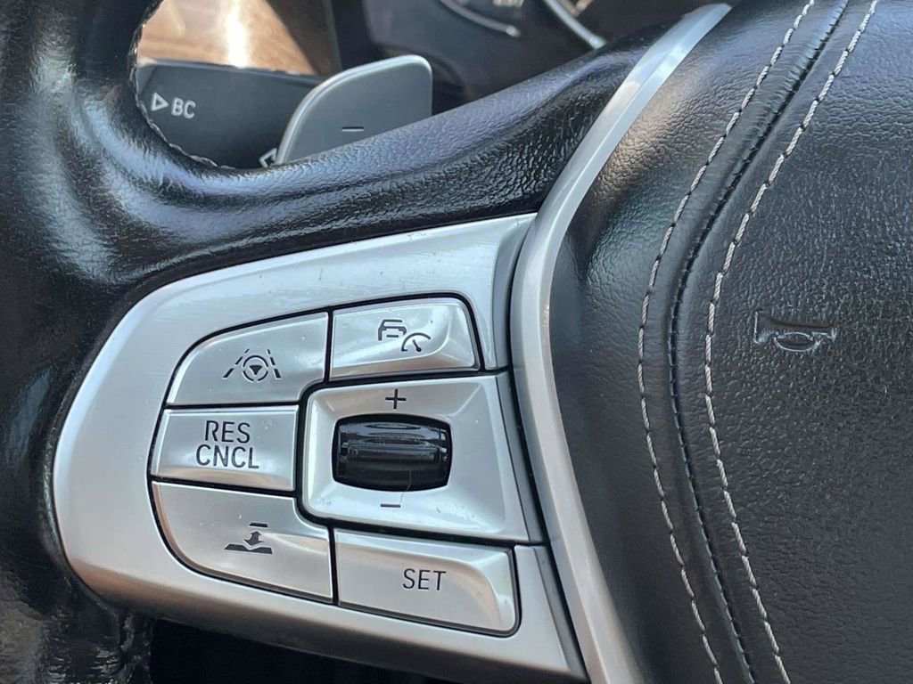 Used 2019 BMW 750i xDrive w/ Executive Package AWD/4WD image 31
