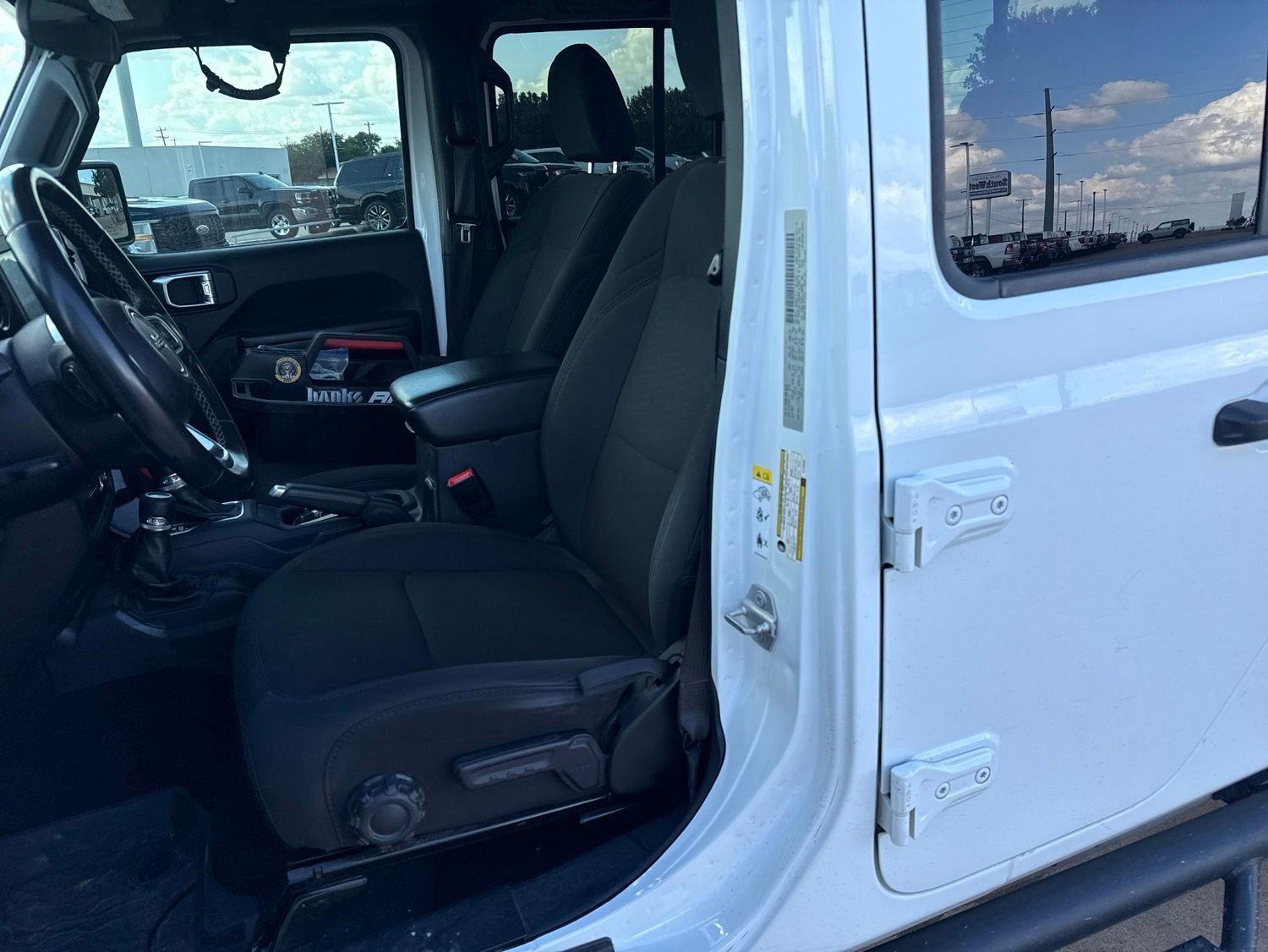 Used 2020 Jeep Gladiator Sport w/ Quick Order Package 24S AWD/4WD image 13