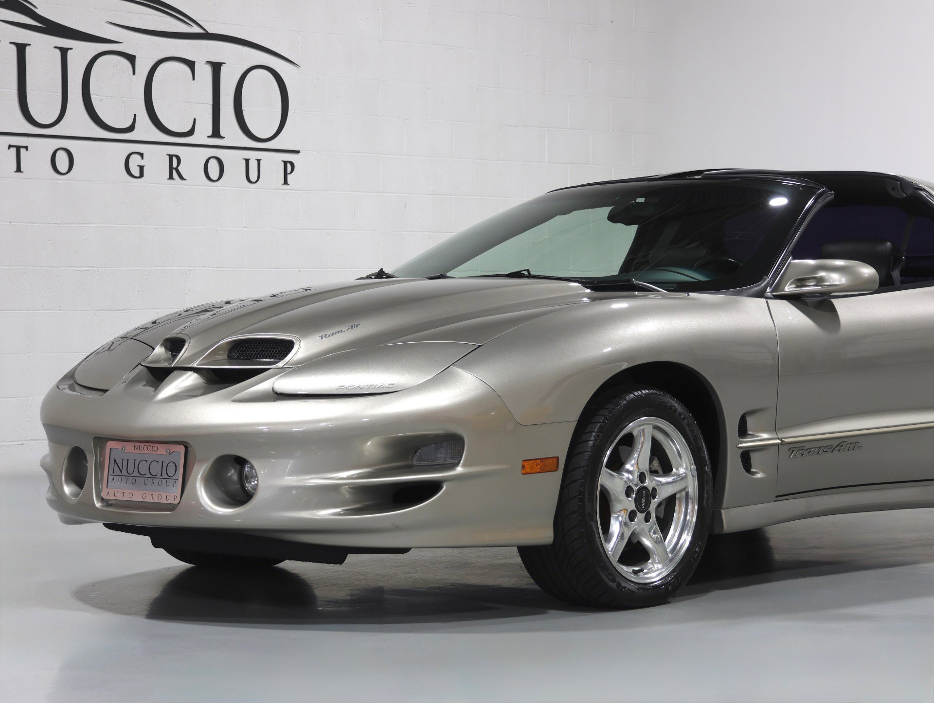 Used 2000 Pontiac Firebird Formula RWD image 36