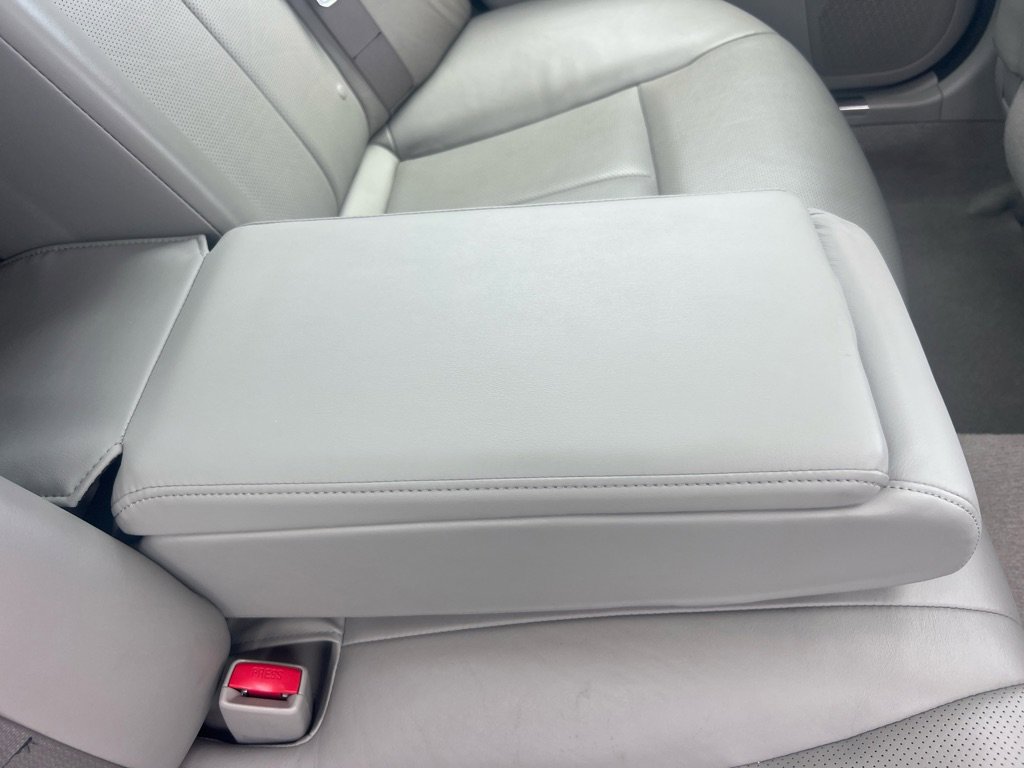 Used 2008 INFINITI M35 x w/ Technology Pkg AWD/4WD image 17
