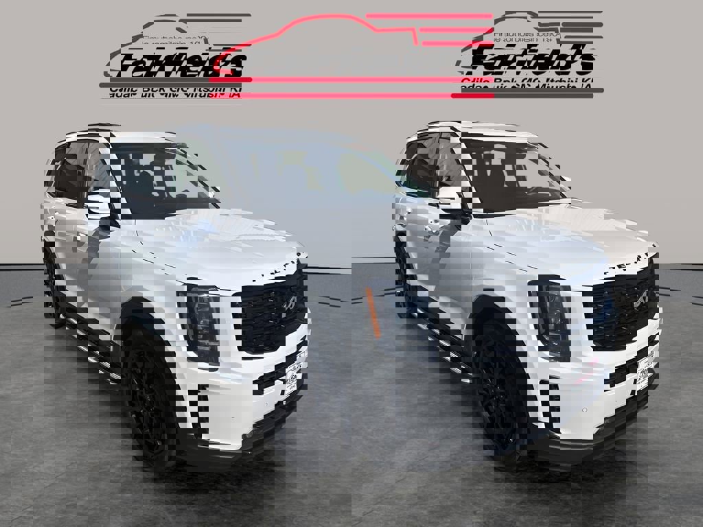 Used 2022 Kia Telluride SX w/ SX Prestige Package image 3